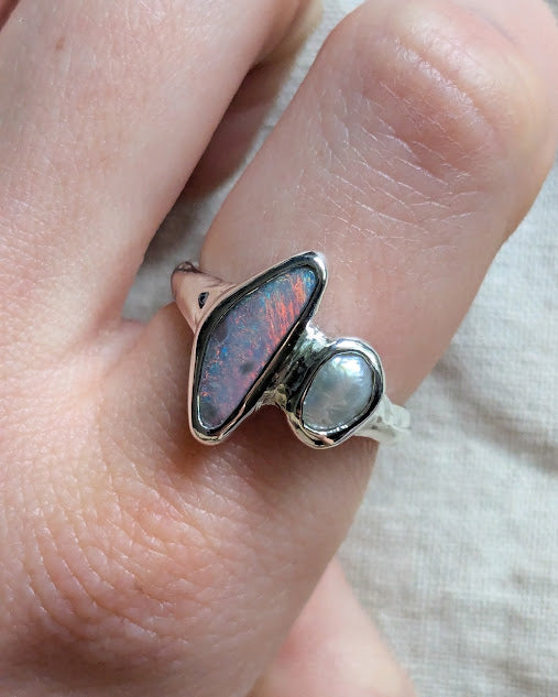 Evia ring
