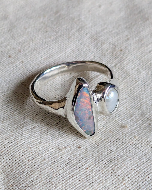 Evia ring